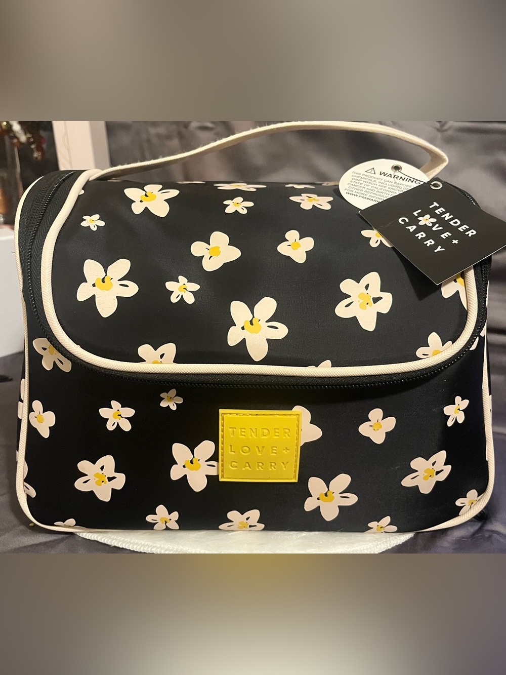 Tender Love + Carry Cosmetic Case with White Flowers